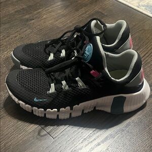 Women’s Nike Free Metcon 4